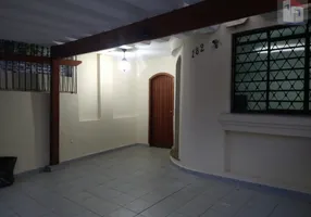 Foto 1 de Sobrado com 2 Quartos para alugar, 160m² em Jardim São Paulo, São Paulo