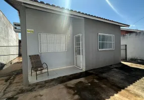 Foto 1 de Casa com 2 Quartos à venda, 58m² em Residencial Santa Terezinha II, Cuiabá