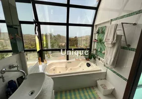 Foto 1 de Casa com 7 Quartos à venda, 375m² em Praia Brava, Armação dos Búzios