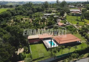 Foto 1 de Fazenda/Sítio com 4 Quartos à venda, 800m² em Campo do Meio, Aracoiaba da Serra
