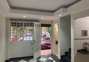 Foto 1 de Casa de Condomínio com 2 Quartos à venda, 88m² em Vila Metalurgica, Santo André