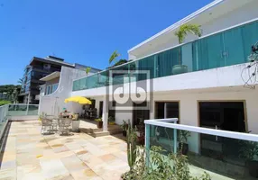 Foto 1 de Casa com 2 Quartos à venda, 238m² em  Praia da Bandeira, Rio de Janeiro