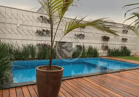 Foto 1 de Sobrado com 3 Quartos à venda, 264m² em Residencial Condomínio Jardim Veneza, Senador Canedo
