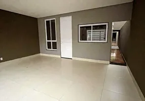 Foto 1 de Casa com 3 Quartos à venda, 136m² em Parque Anhangüera, Goiânia