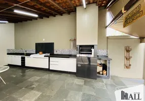 Foto 1 de Casa com 3 Quartos à venda, 183m² em Vila Santa Cruz, São José do Rio Preto
