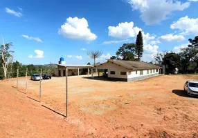 Foto 1 de Fazenda/Sítio com 3 Quartos à venda, 24000m² em Cocuera, Mogi das Cruzes