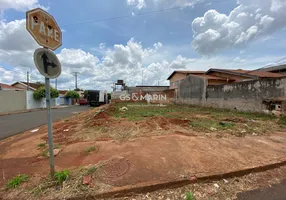 Foto 1 de Lote/Terreno à venda, 432m² em Casoni, Londrina