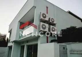 Foto 1 de Casa com 5 Quartos à venda, 200m² em Icaraí, Niterói