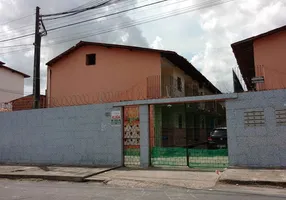 Foto 1 de Casa de Condomínio com 1 Quarto para alugar, 35m² em Couto Fernandes, Fortaleza