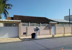 Foto 1 de Casa com 4 Quartos à venda, 270m² em Boqueirao, Saquarema