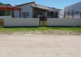 Foto 1 de Casa com 2 Quartos à venda, 200m² em Praia de Guaratiba, Prado