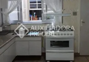 Foto 1 de Casa com 2 Quartos à venda, 300m² em Santa Paula, São Caetano do Sul