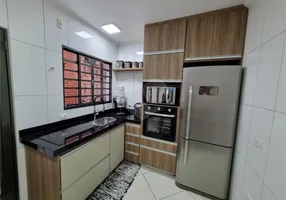 Foto 1 de Casa com 3 Quartos à venda, 100m² em Perdizes, Piracicaba