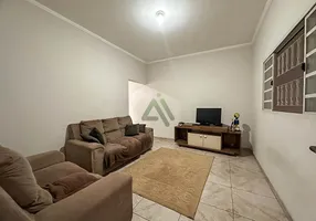 Foto 1 de Casa com 2 Quartos à venda, 120m² em Jardim das Palmeiras, Sumaré