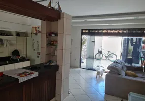 Foto 1 de Casa com 2 Quartos à venda, 100m² em Praia da Siqueira, Cabo Frio