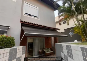 Foto 1 de Casa com 3 Quartos para alugar, 229m² em Alphaville, Santana de Parnaíba