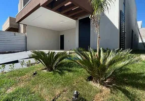 Foto 1 de Casa de Condomínio com 3 Quartos à venda, 250m² em São Sebastião, Cuiabá
