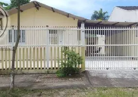 Foto 1 de Casa com 4 Quartos à venda, 120m² em Balneário Ipacaraí, Matinhos