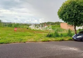 Foto 1 de Lote/Terreno à venda, 800m² em Tibery, Uberlândia