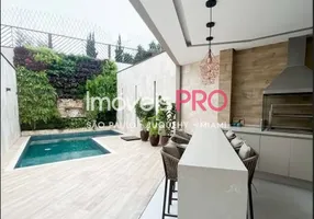 Foto 1 de Casa de Condomínio com 3 Quartos à venda, 270m² em Jardim Prudência, São Paulo