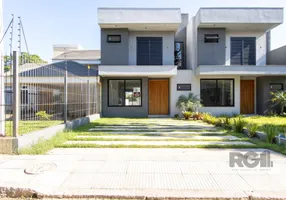 Foto 1 de Casa com 3 Quartos para alugar, 188m² em Ipanema, Porto Alegre