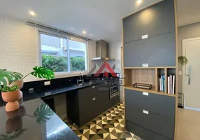 Foto 1 de Casa de Condomínio com 3 Quartos à venda, 117m² em Cezar de Souza, Mogi das Cruzes