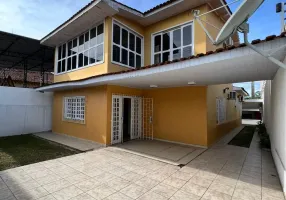 Foto 1 de Casa com 4 Quartos à venda, 270m² em Parque Dez de Novembro, Manaus