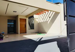 Foto 1 de Casa com 3 Quartos à venda, 106m² em Residencial Portal do Cerrado, Anápolis