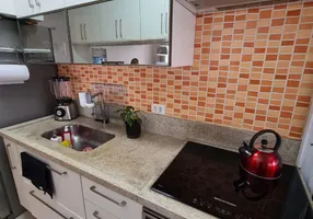 Foto 1 de Apartamento com 2 Quartos à venda, 56m² em Parque Novo Mundo, São Paulo