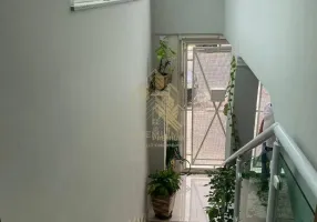 Foto 1 de Sobrado com 4 Quartos à venda, 180m² em Vila Santa Isabel, São Paulo