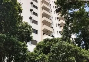 Foto 1 de Apartamento com 2 Quartos para alugar, 96m² em Centro, Araraquara