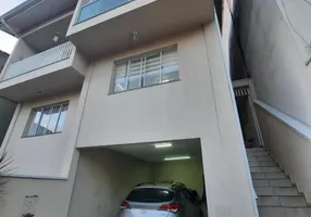 Foto 1 de Sobrado com 3 Quartos à venda, 120m² em São Pedro, Osasco