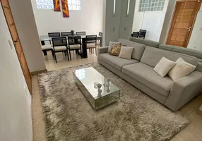 Foto 1 de Apartamento com 3 Quartos à venda, 193m² em Arvoredo, Contagem