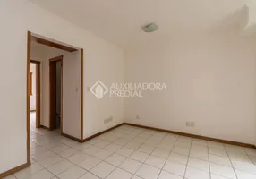 Foto 1 de Apartamento com 1 Quarto para alugar, 50m² em São João, Porto Alegre