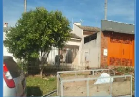 Foto 1 de Casa com 2 Quartos à venda, 245m² em Centro, Cruzeiro do Oeste