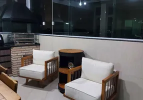 Foto 1 de Casa com 4 Quartos à venda, 300m² em Vila Nivi, São Paulo