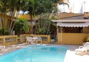 Foto 1 de Casa com 3 Quartos à venda, 330m² em Jardim do Lago, Atibaia