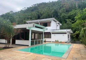 Foto 1 de Casa com 3 Quartos à venda, 400m² em Itacoatiara, Niterói