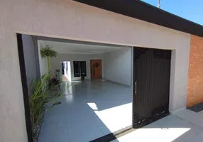 Foto 1 de Casa com 3 Quartos à venda, 360m² em Anápolis City, Anápolis