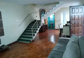 Foto 1 de Casa com 3 Quartos à venda, 137m² em Vila Brasílio Machado, São Paulo