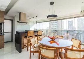 Foto 1 de Apartamento com 3 Quartos para venda ou aluguel, 163m² em Vila Gumercindo, São Paulo