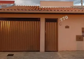 Foto 1 de Casa com 4 Quartos à venda, 320m² em Campo Grande, São Paulo