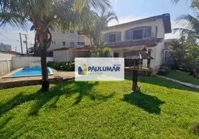 Foto 1 de Sobrado com 3 Quartos à venda, 235m² em Vila Anhanguera, Mongaguá