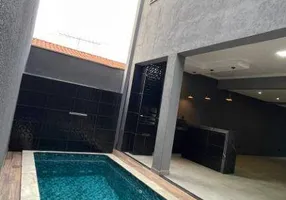 Foto 1 de Sobrado com 3 Quartos à venda, 168m² em Jardim Noêmia, Franca