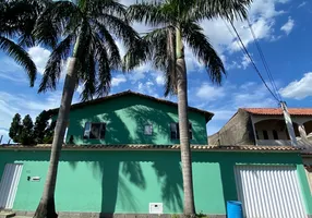 Foto 1 de Casa com 4 Quartos à venda, 220m² em Santa Eugênia, Nova Iguaçu