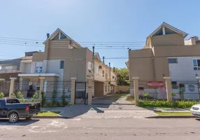 Foto 1 de Casa de Condomínio com 3 Quartos à venda, 110m² em Ipanema, Porto Alegre