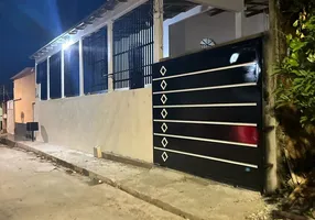 Foto 1 de Casa com 3 Quartos à venda, 160m² em Monte das Oliveiras, Manaus