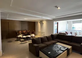 Foto 1 de Apartamento com 4 Quartos para alugar, 220m² em Lagoa Nova, Natal