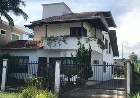 Foto 1 de Casa com 4 Quartos à venda, 296m² em Anita Garibaldi, Joinville