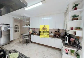 Foto 1 de Sobrado com 3 Quartos à venda, 195m² em City Pinheirinho, São Paulo